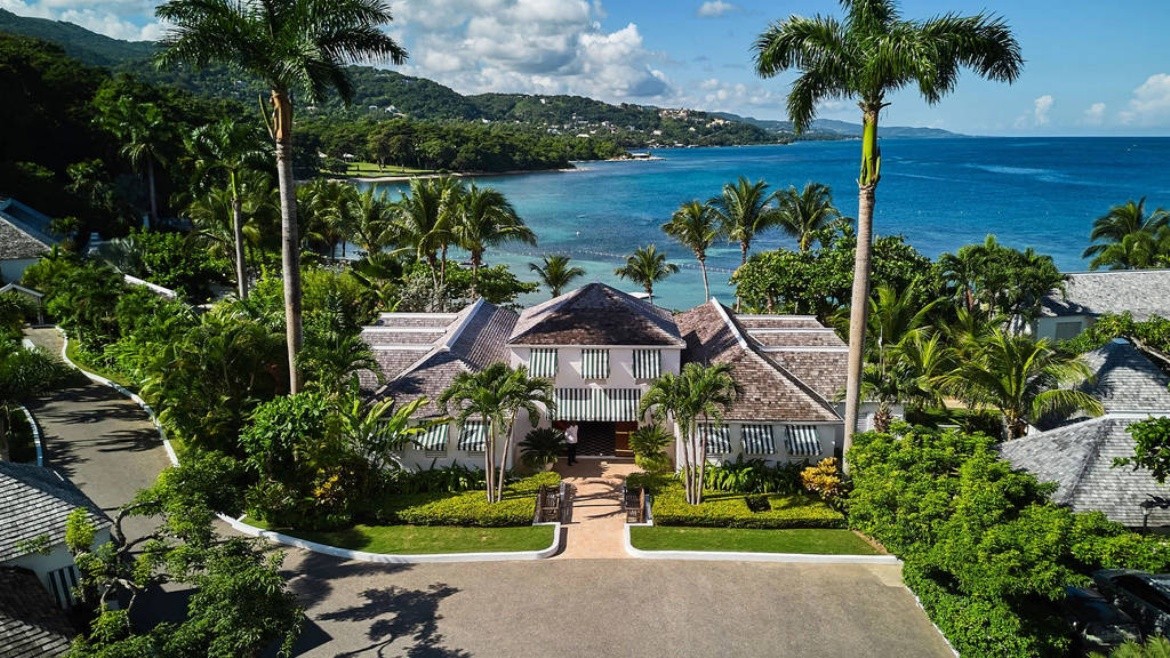 Gardens Hill Resort & Spa Resort