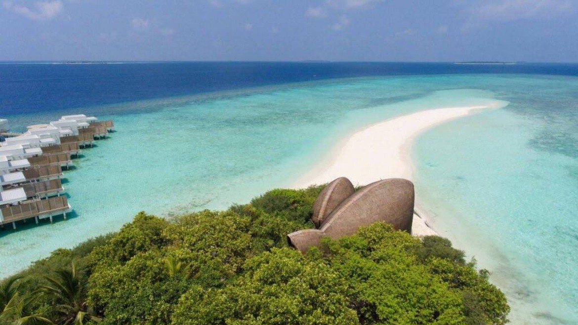 Niva Dhigali Maldives