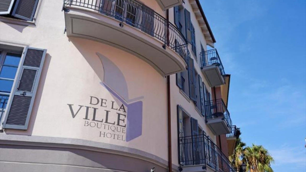 Boutique De La Ville