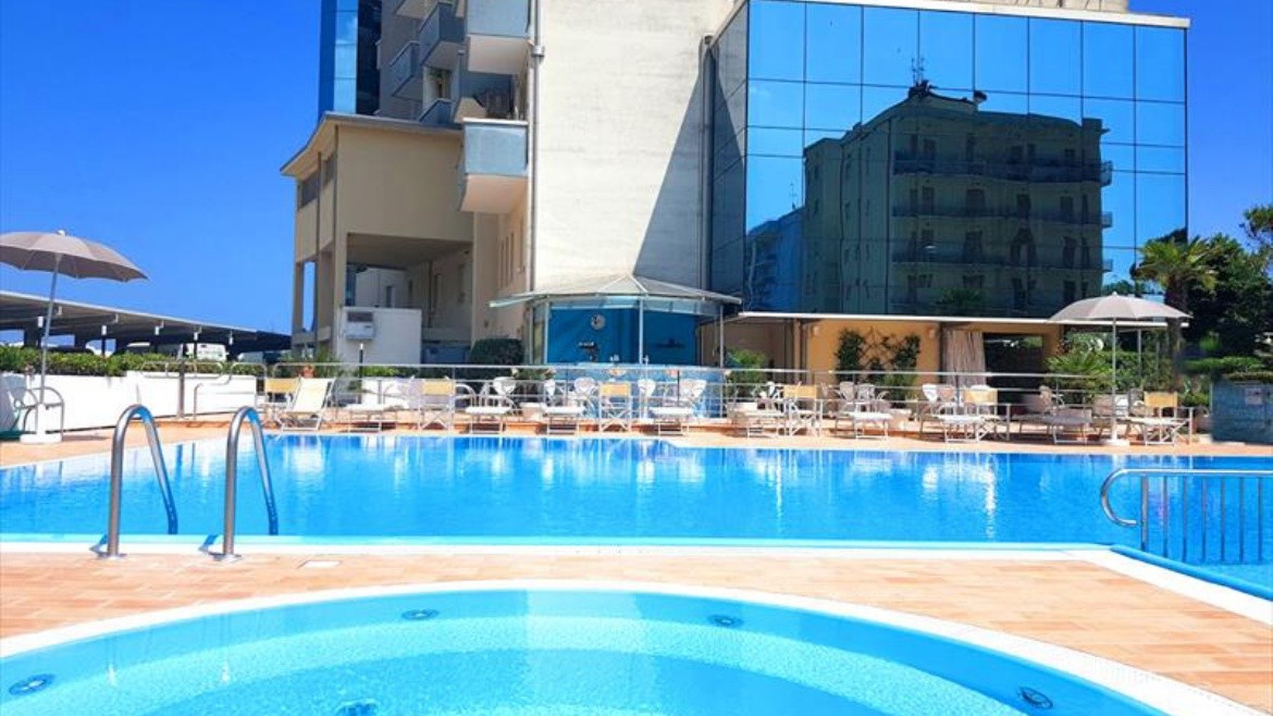 Color Hotel Palace Lido Village