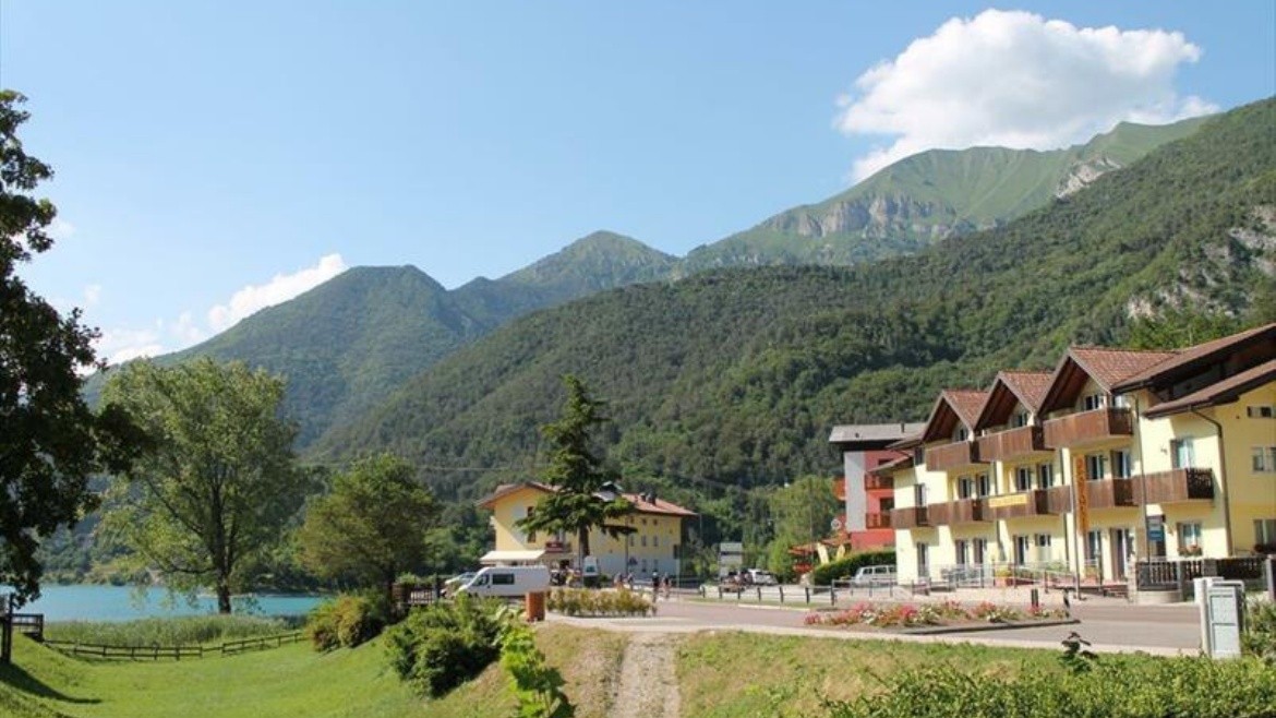 Residence Palafitte (Molina di Ledro)