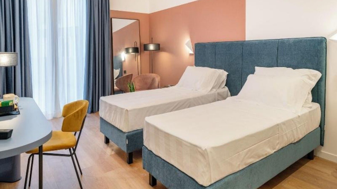 Biscardi Hotel Bari (ex. Europa)