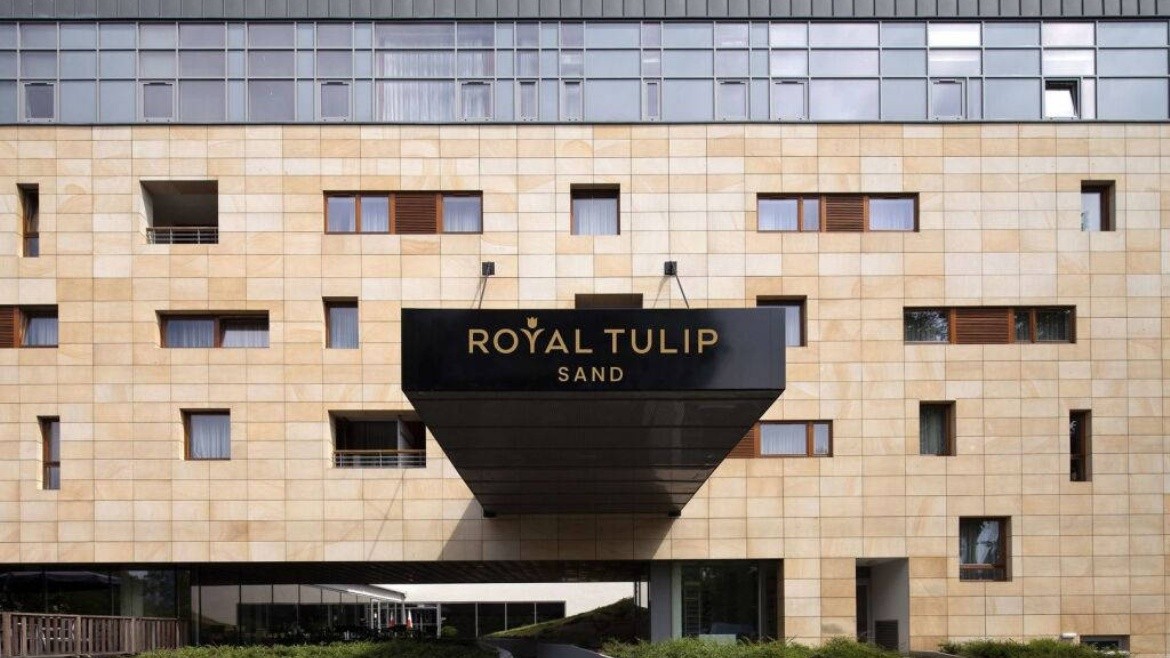 Royal Tulip Sand Hotel