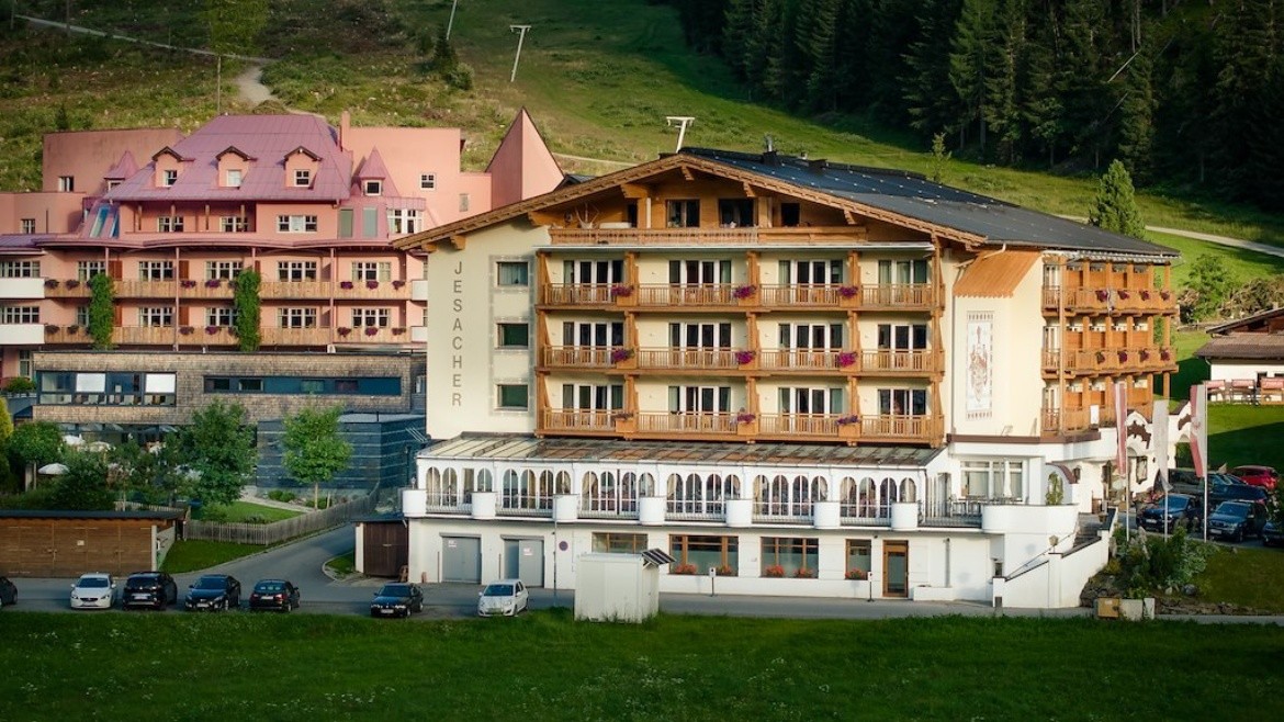 Alpinhotel Jesacherhof (St. Jakob in Defereggen)