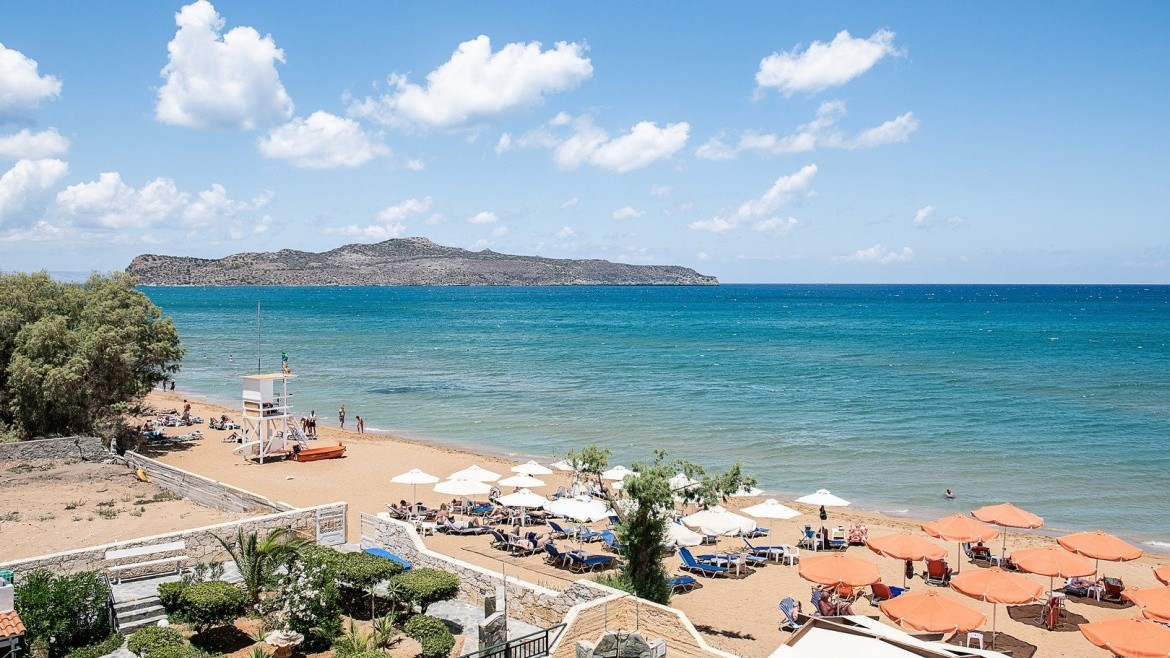 Koukouras Hotel & Lia Apartments