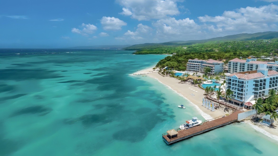 Sandals Dunn s River