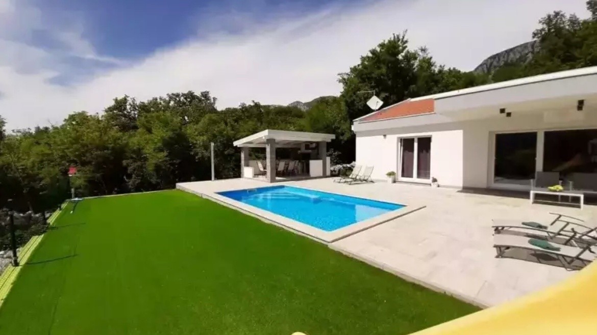 Villa Lodrica