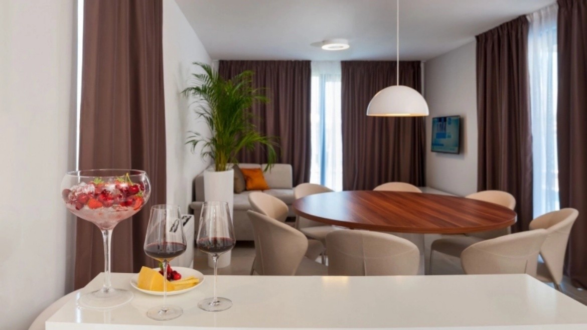 Villa More