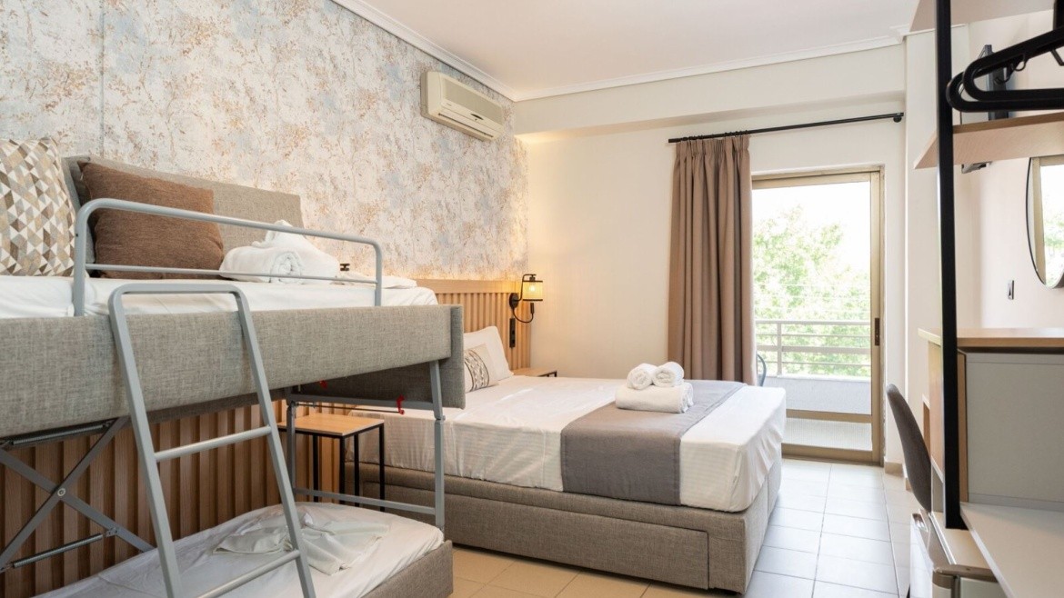 Aqua Beachfront Elegant Hotel by Ammos Hotel & Villas