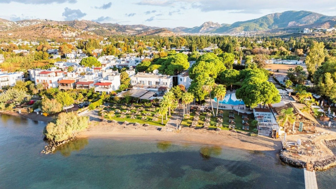 Sea Side Beach Club