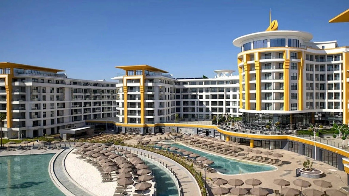 Azura World (ex. Wyndham Alanya)