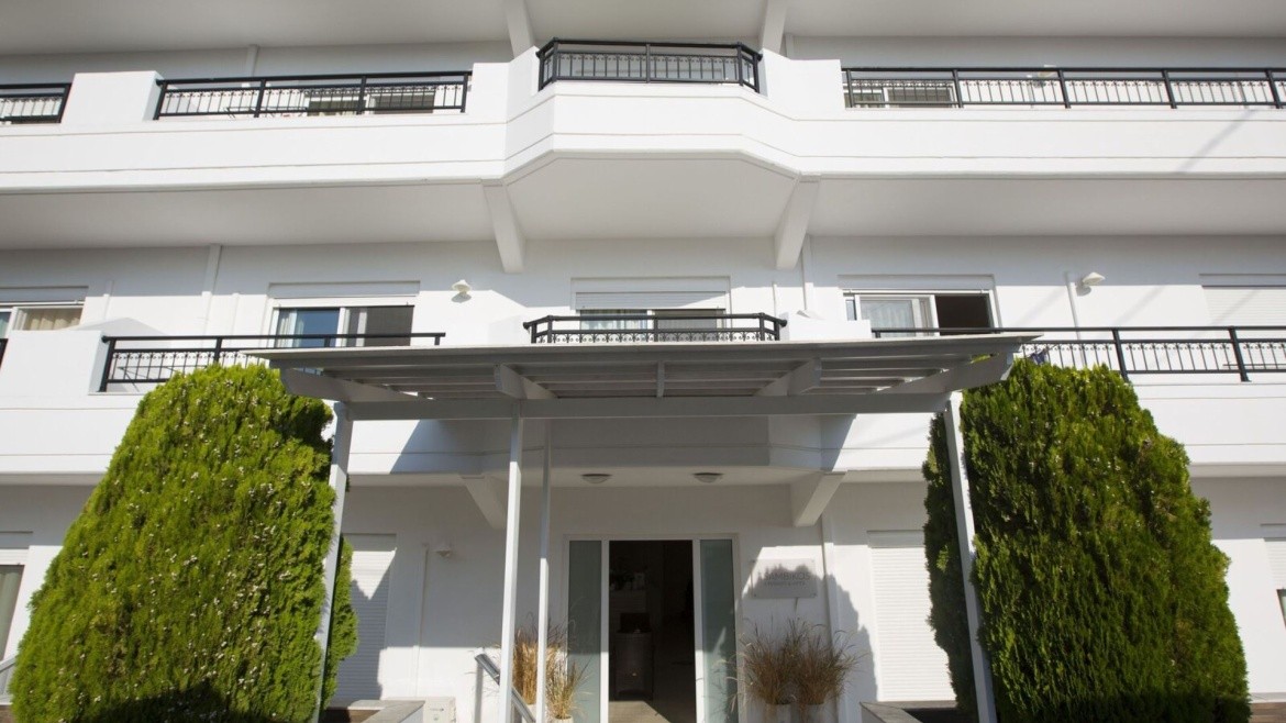 Tsambikos Apartments