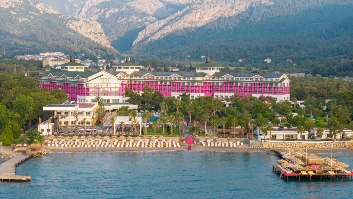 Fashiontv Luxe Resort