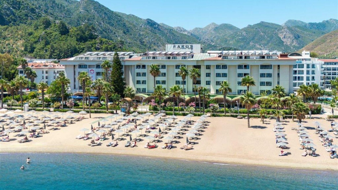 Faros Premium Beach
