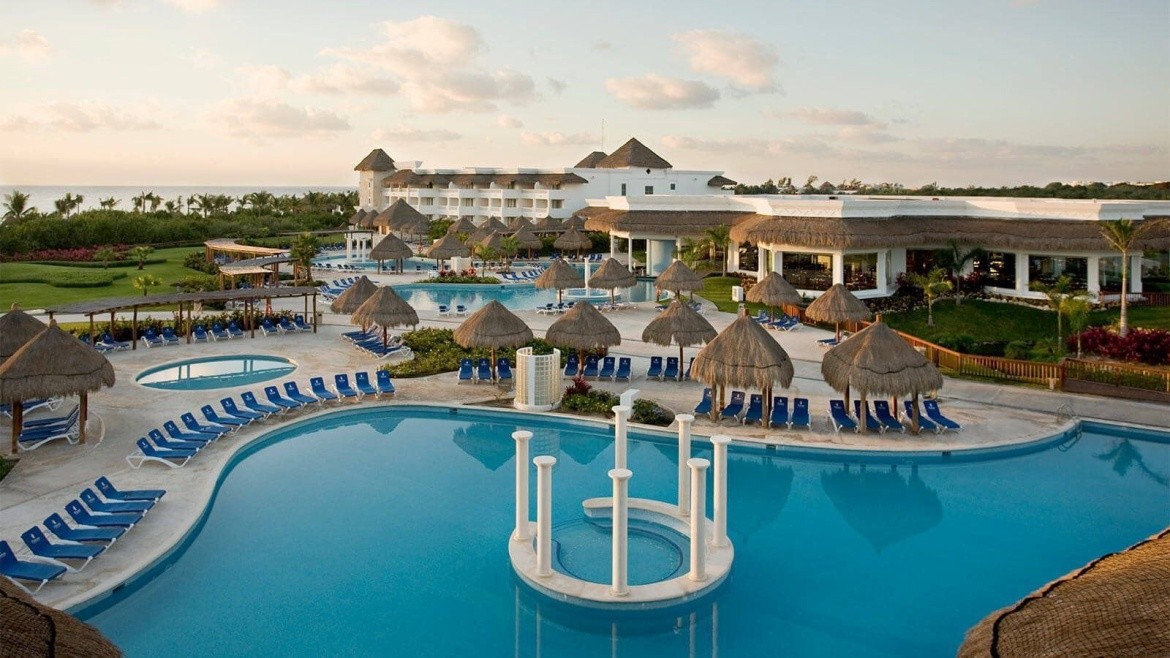 Grand Riviera Princess & Grand Sunset Princess