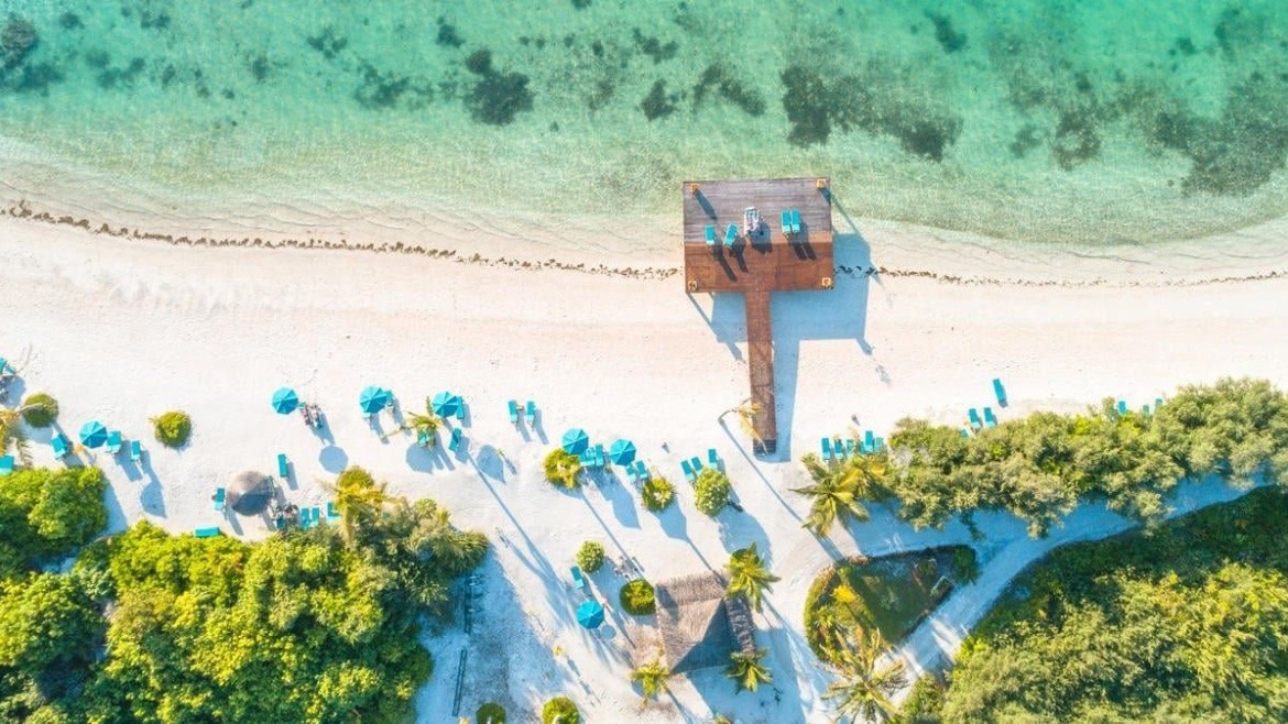 Canareef Resort Maldives (Herathera)