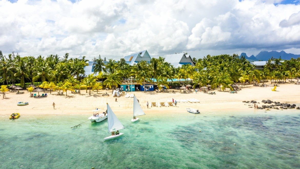 Victoria Beachcomber