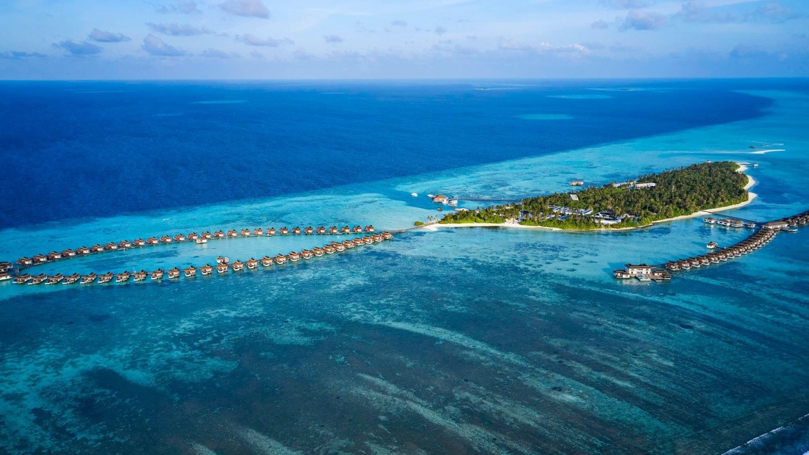 Pullman Maldives Maamutaa Resort