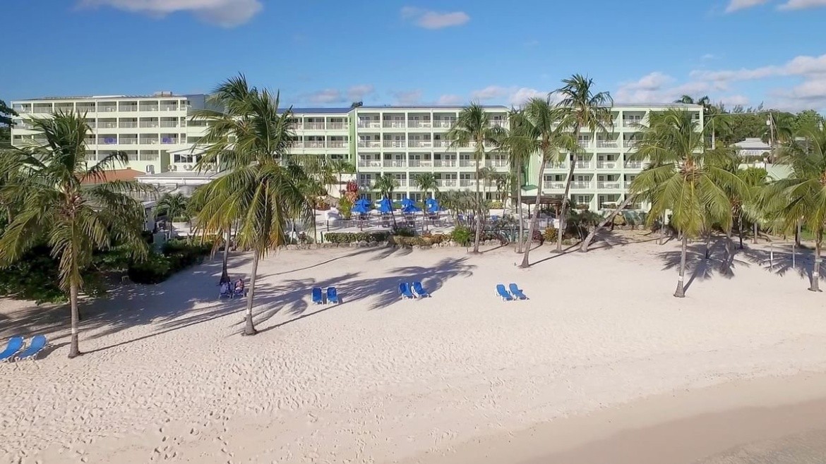 Coconut Court Beach Resort