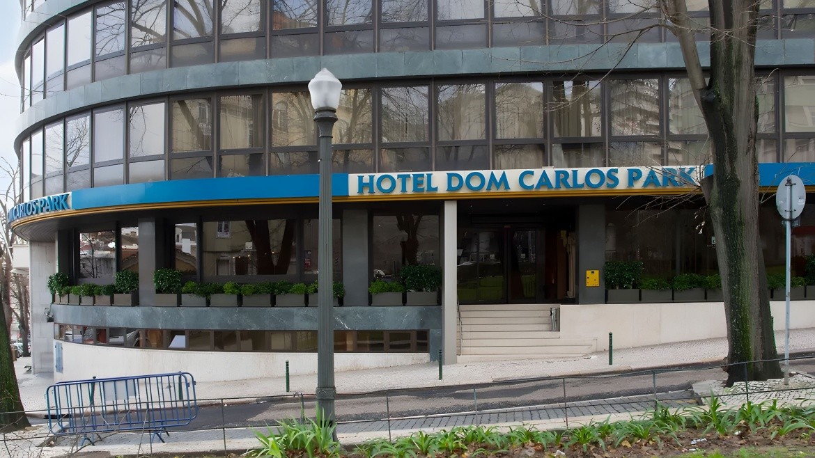 Dom Carlos Park