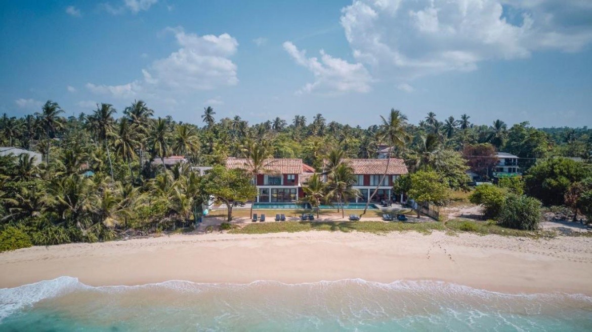 Ubuntu Beach Villas by Reveal (Kamburugamuwa)