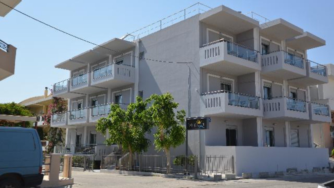Vesperi Studios & Apartments