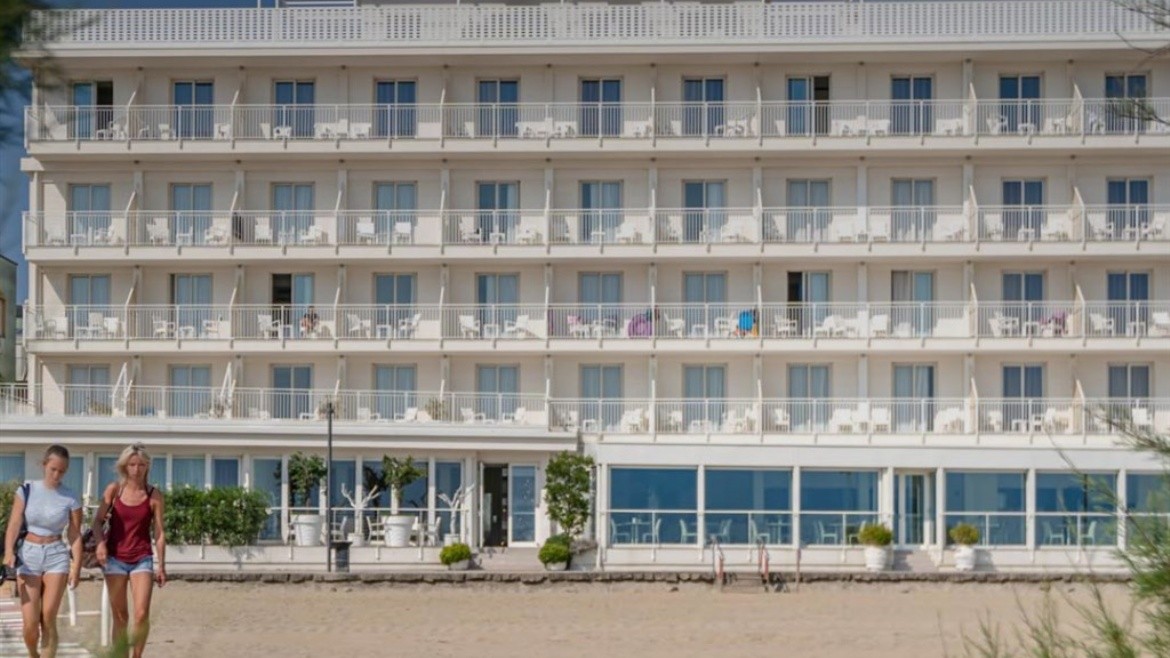 Stellamare  Beach