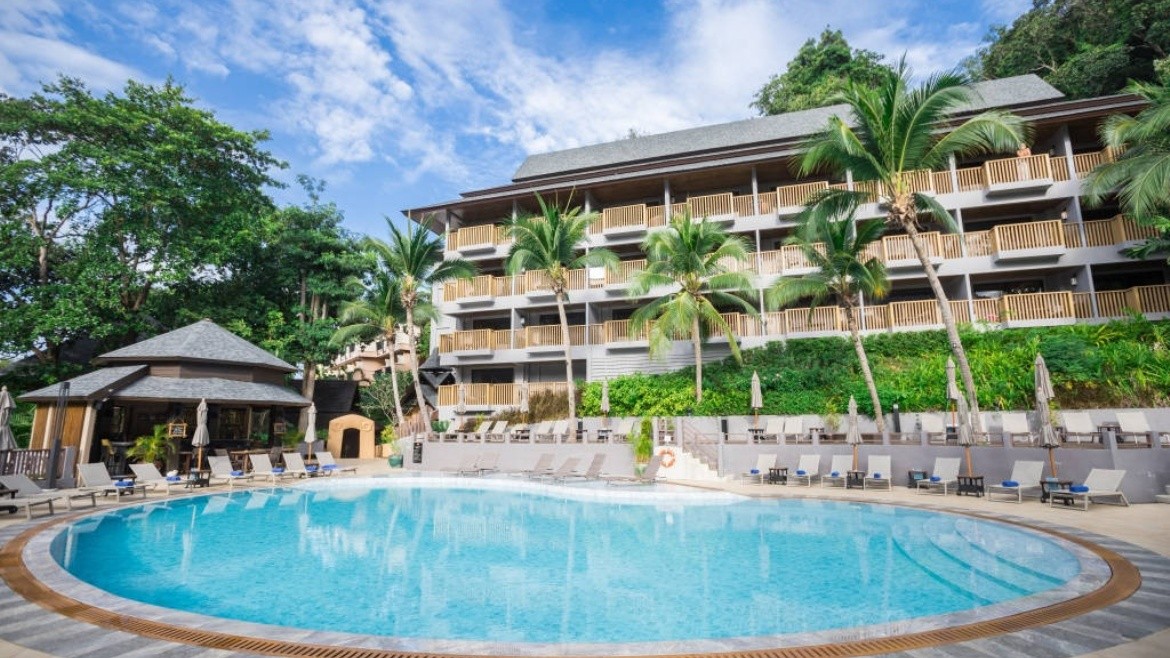 Holiday Ao Nang Beach Resort