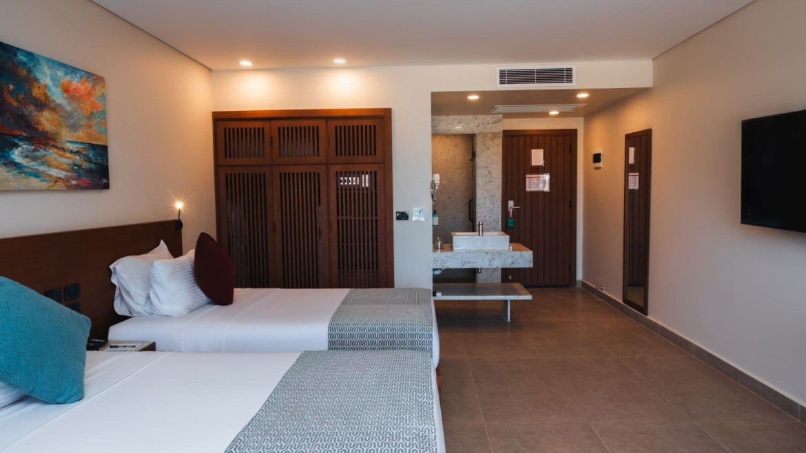 Utopia Blue Resort