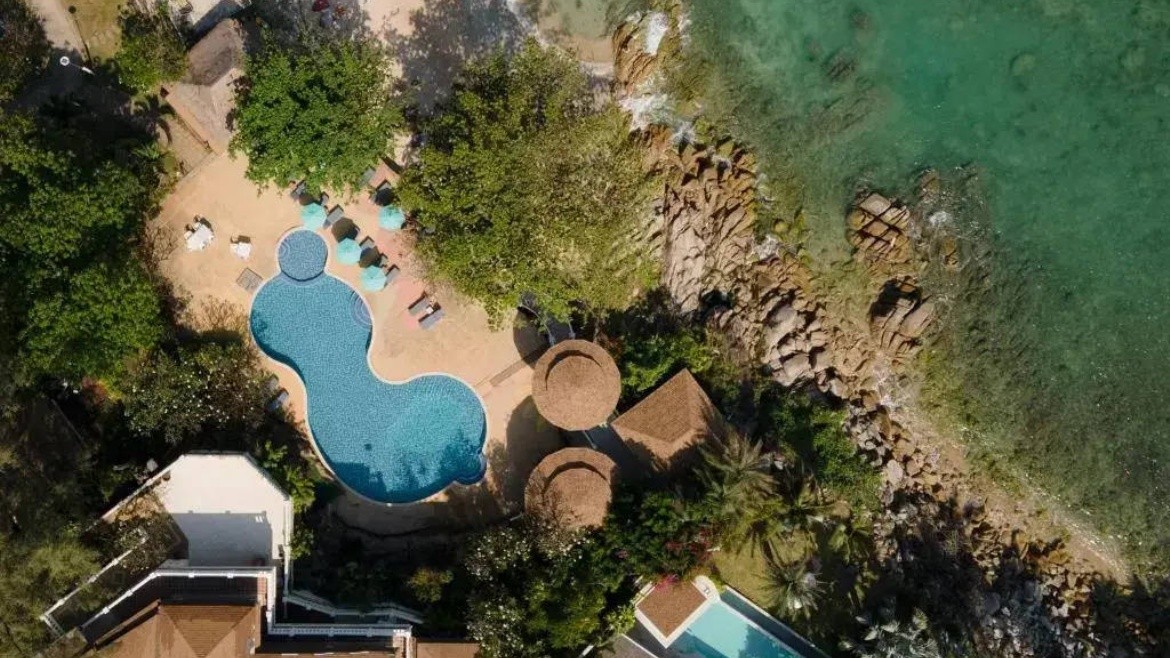 The Bay Resort & Restaurant