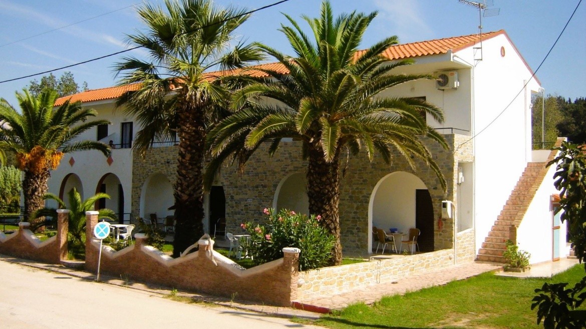 Lefteris