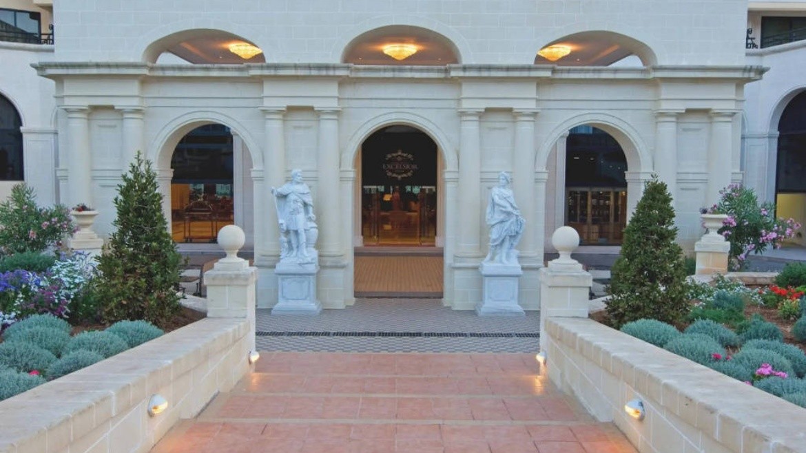 Grand Excelsior