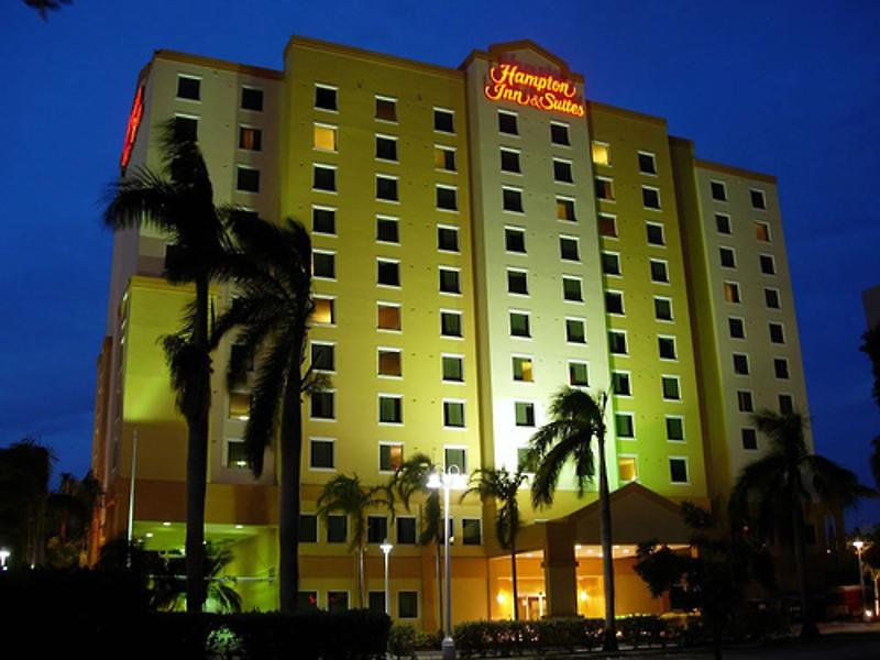Hotel Hampton Inn & Suites Miami Airport South - Miami