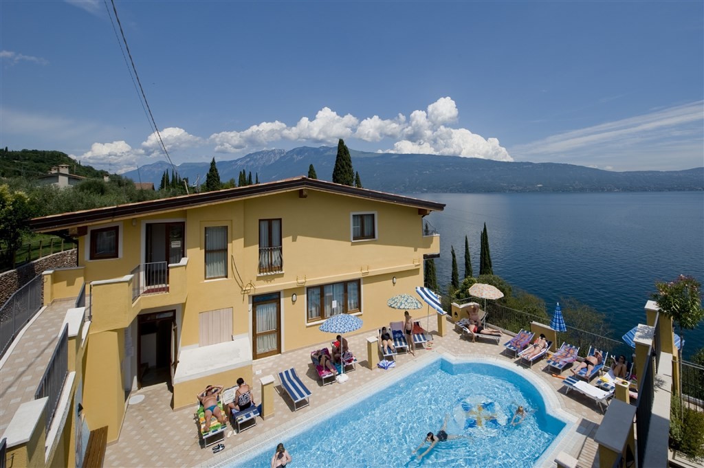Hotel Piccolo Paradiso, Itálie Lago di Garda 5 360 Kč Invia