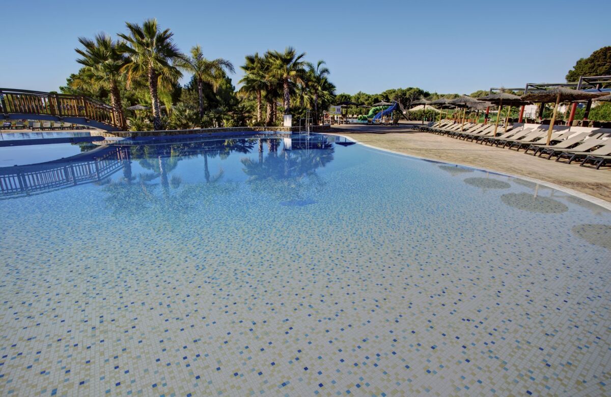 Club Magic Life Cala Pada Tui