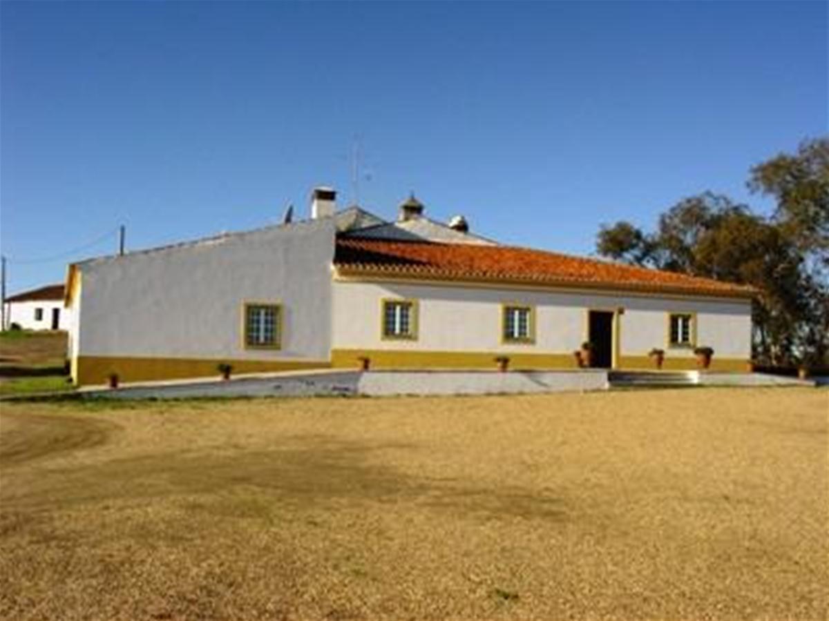 Hotel Monte Da Corte Ligeira (Beja)