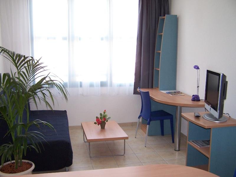 Hotel Séjours & Affaires Rive Gauche Serris (Serris)