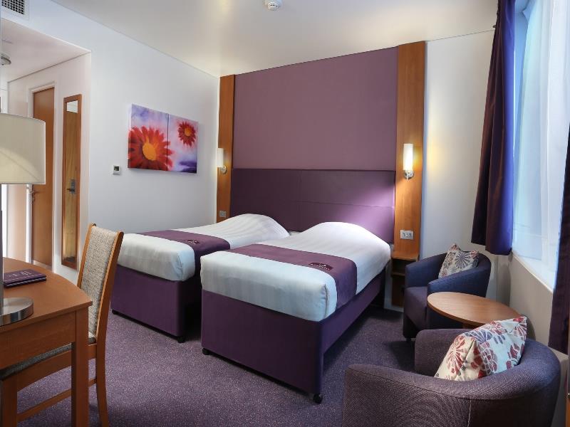 Hotel Premier Inn Abu Dhabi Capital Centre - Abú Dhabí