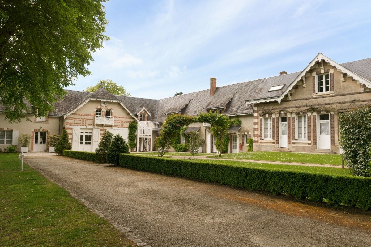 Hotel Domaine de la Tortiniere (Veigné)