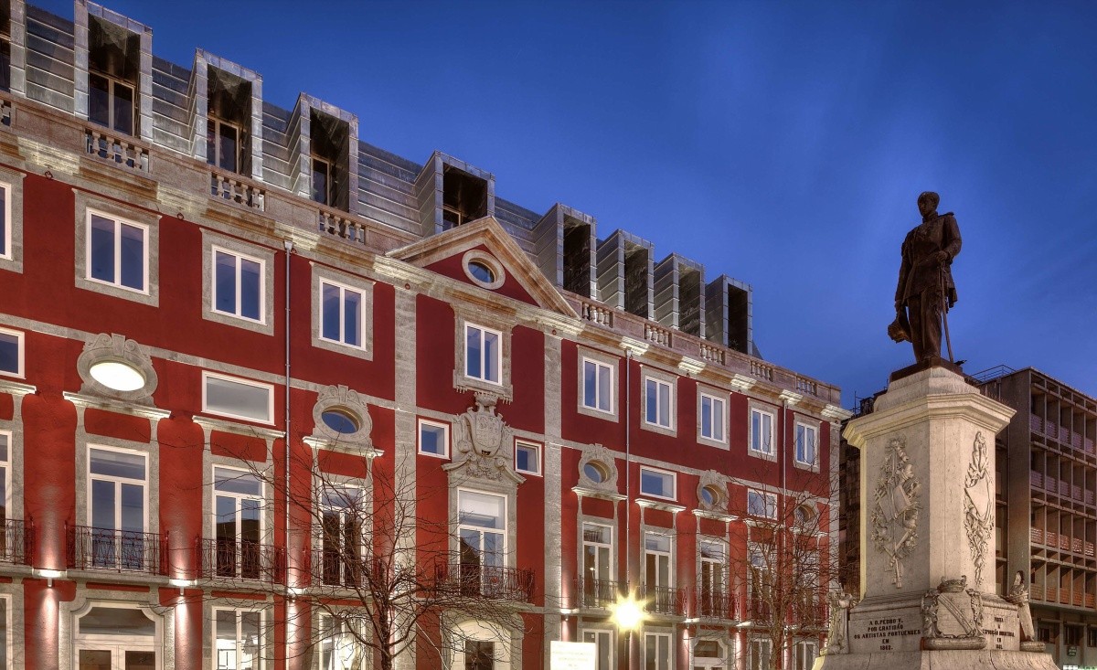 Hotel NH Collection Porto Batalha