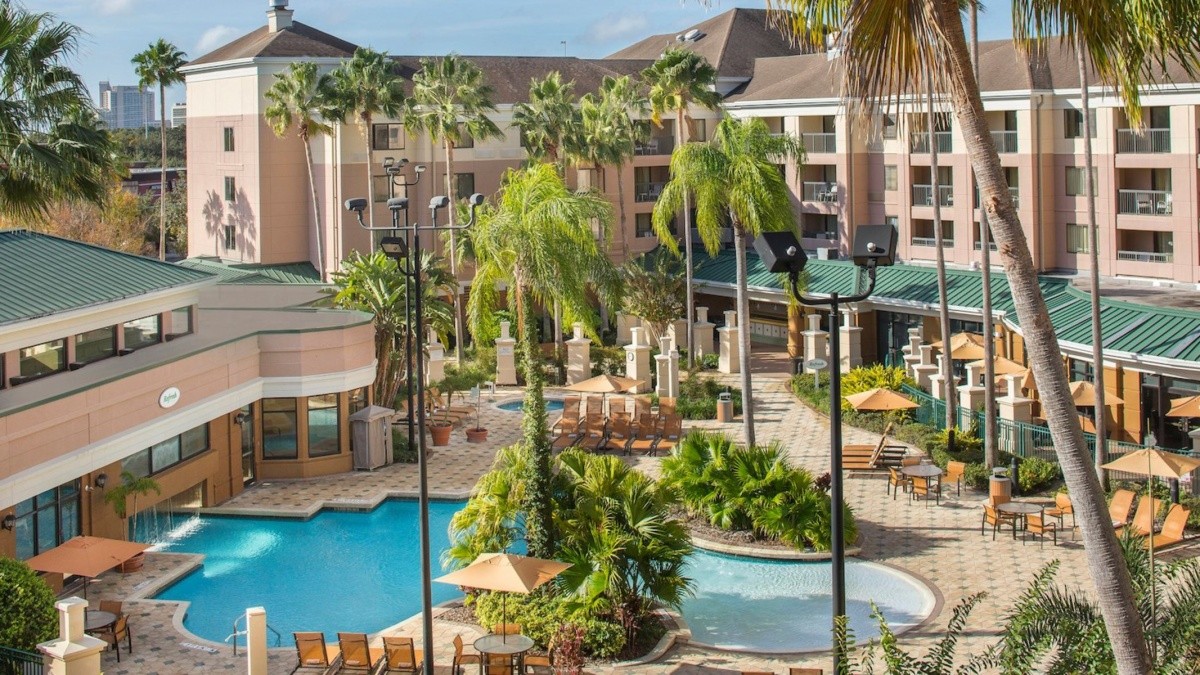 Hotel Courtyard Orlando Lake Buena Vista In The Marriott Village, USA ...