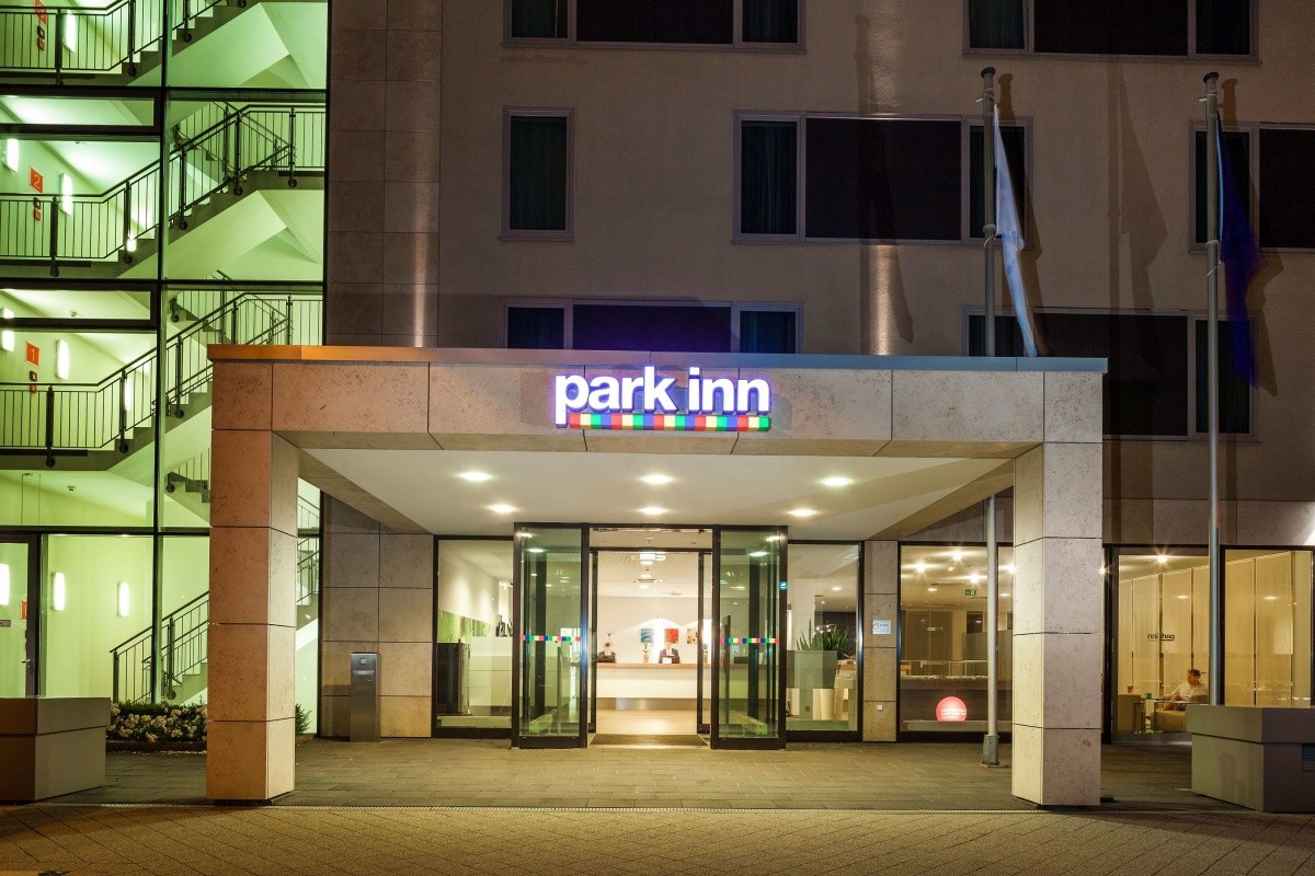 Park Inn By Radisson Frankfurt Flughafen Frankfurt Am Main www.invia.sk