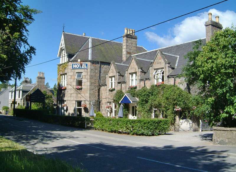 Hotel Loch Kinord Hotel
