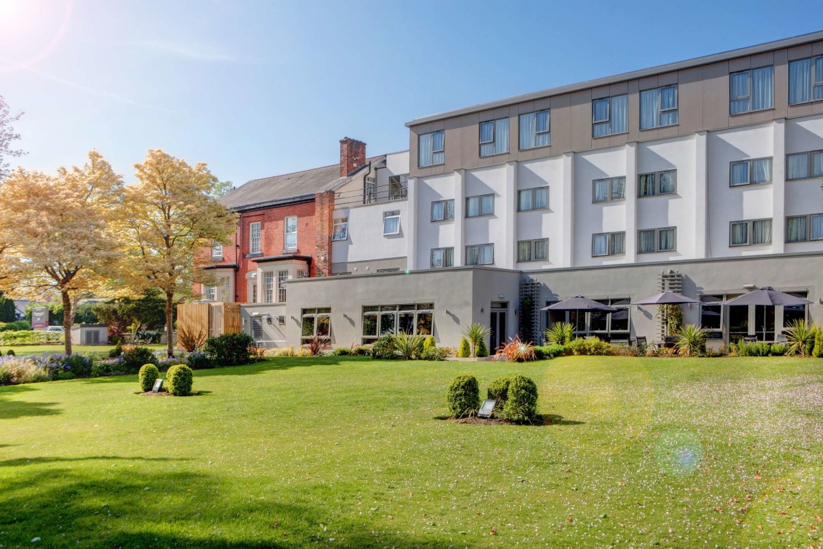 Hotel Best Western Plus Pinewood on Wilmslow
