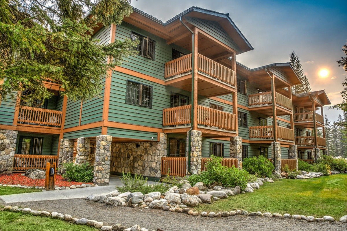 Hotel Lake Louise Inn