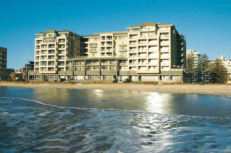 Hotel Oaks Glenelg Plaza Pier Suites