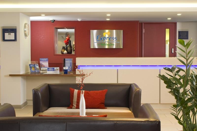 Hotel Holiday Inn Express Warwick - Stratford-upon-Avon