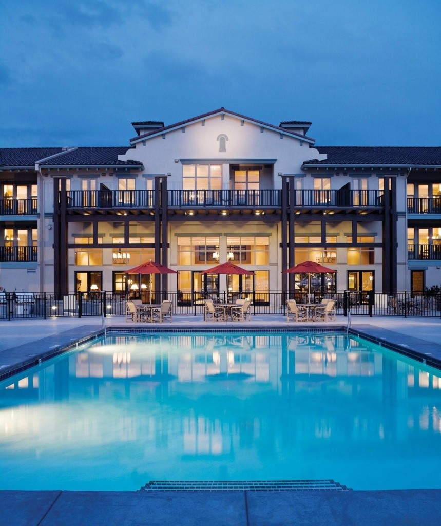 Hotel Walnut Beach Resort