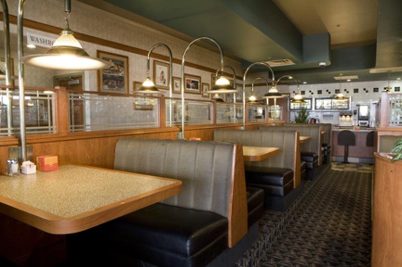 Hotel Sandmann Hotel Saskatoon