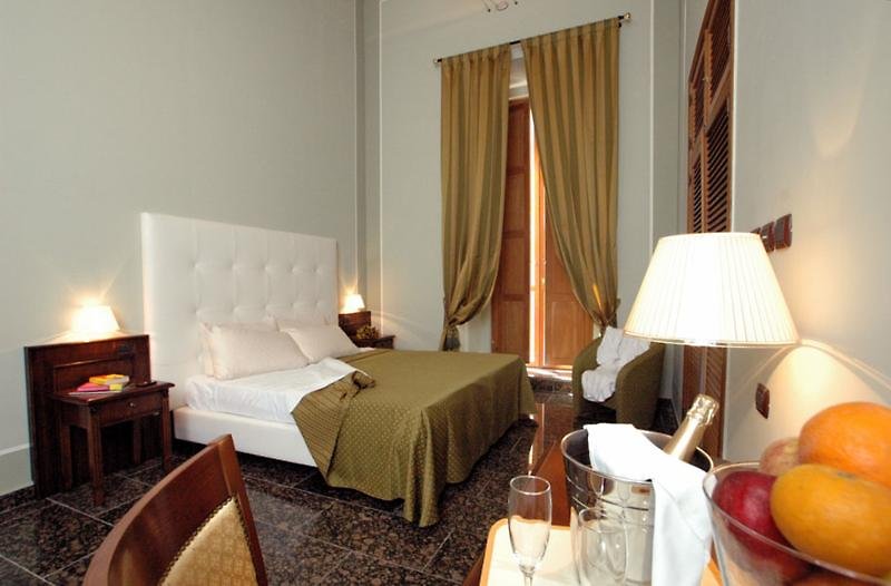 Hotel Le Stanze del Vicere Boutique Hotel - Neapol
